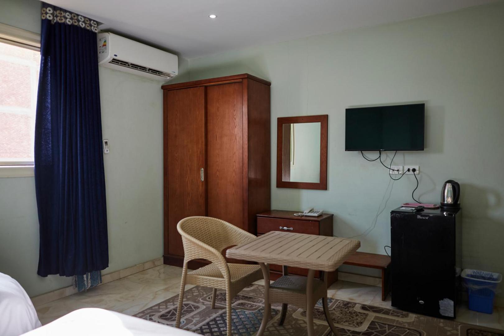 Grand Golden Pyramids View Hotel Kafrat al Jabal Exterior photo