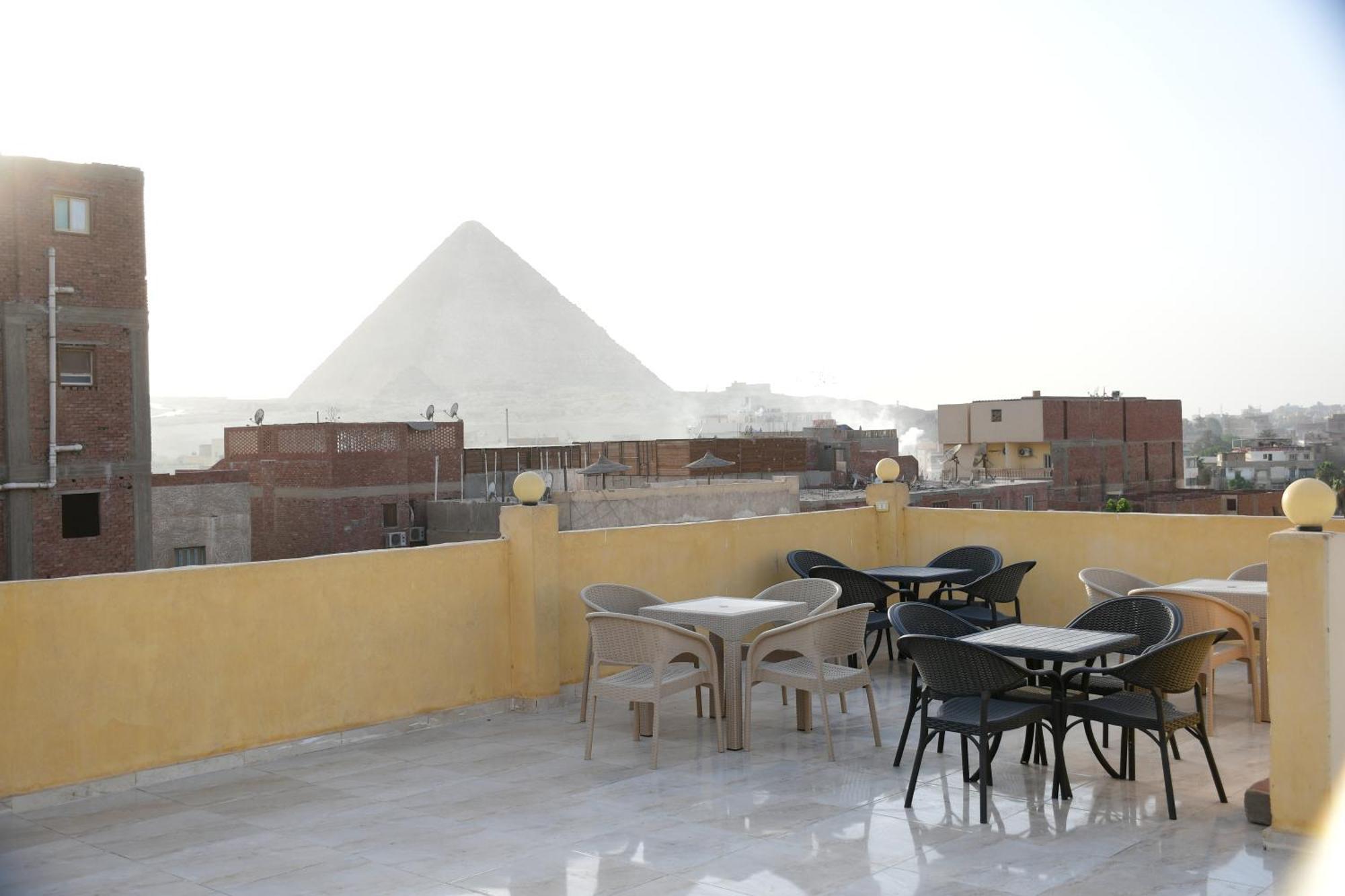 Grand Golden Pyramids View Hotel Kafrat al Jabal Exterior photo