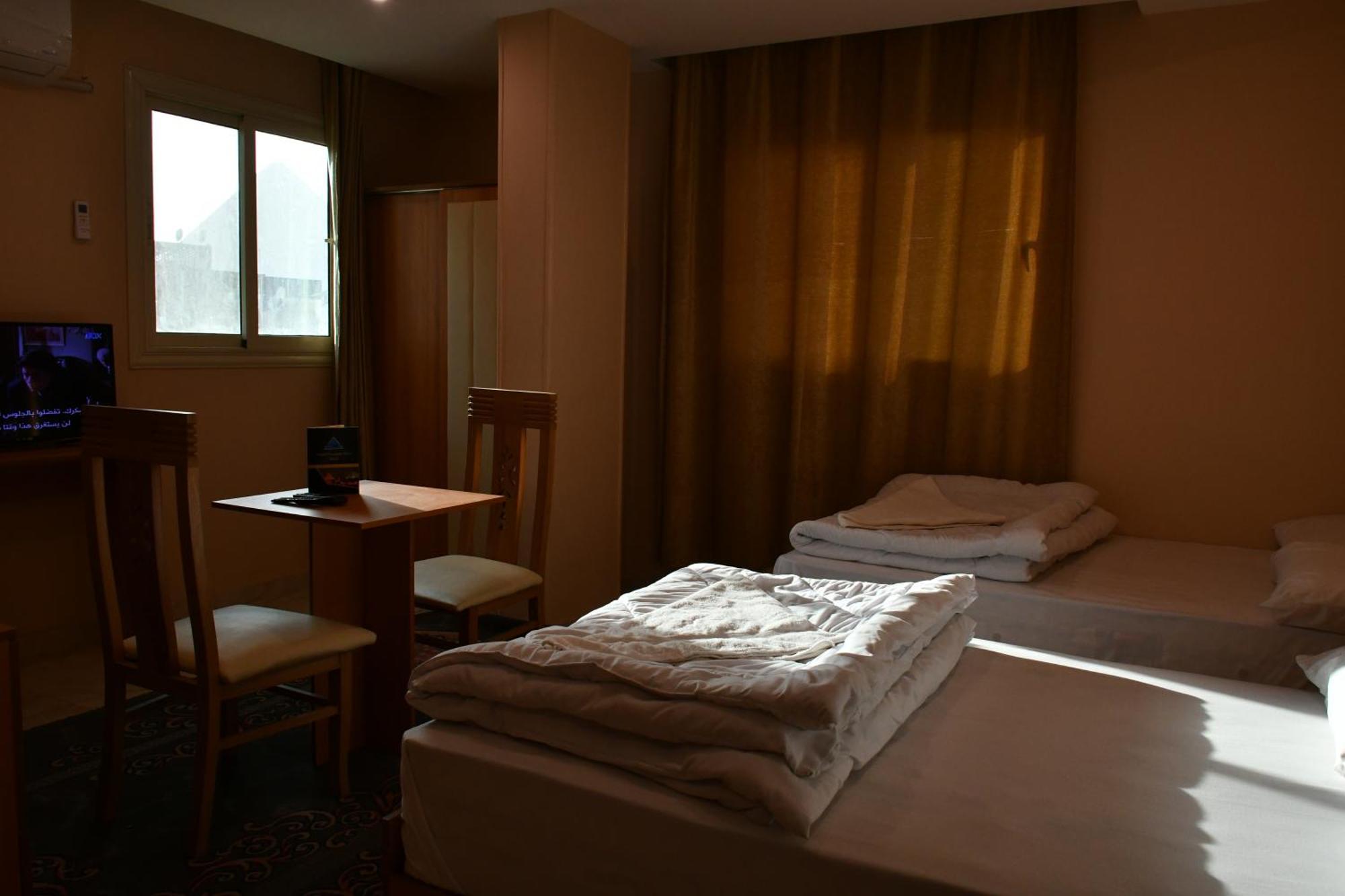 Grand Golden Pyramids View Hotel Kafrat al Jabal Exterior photo