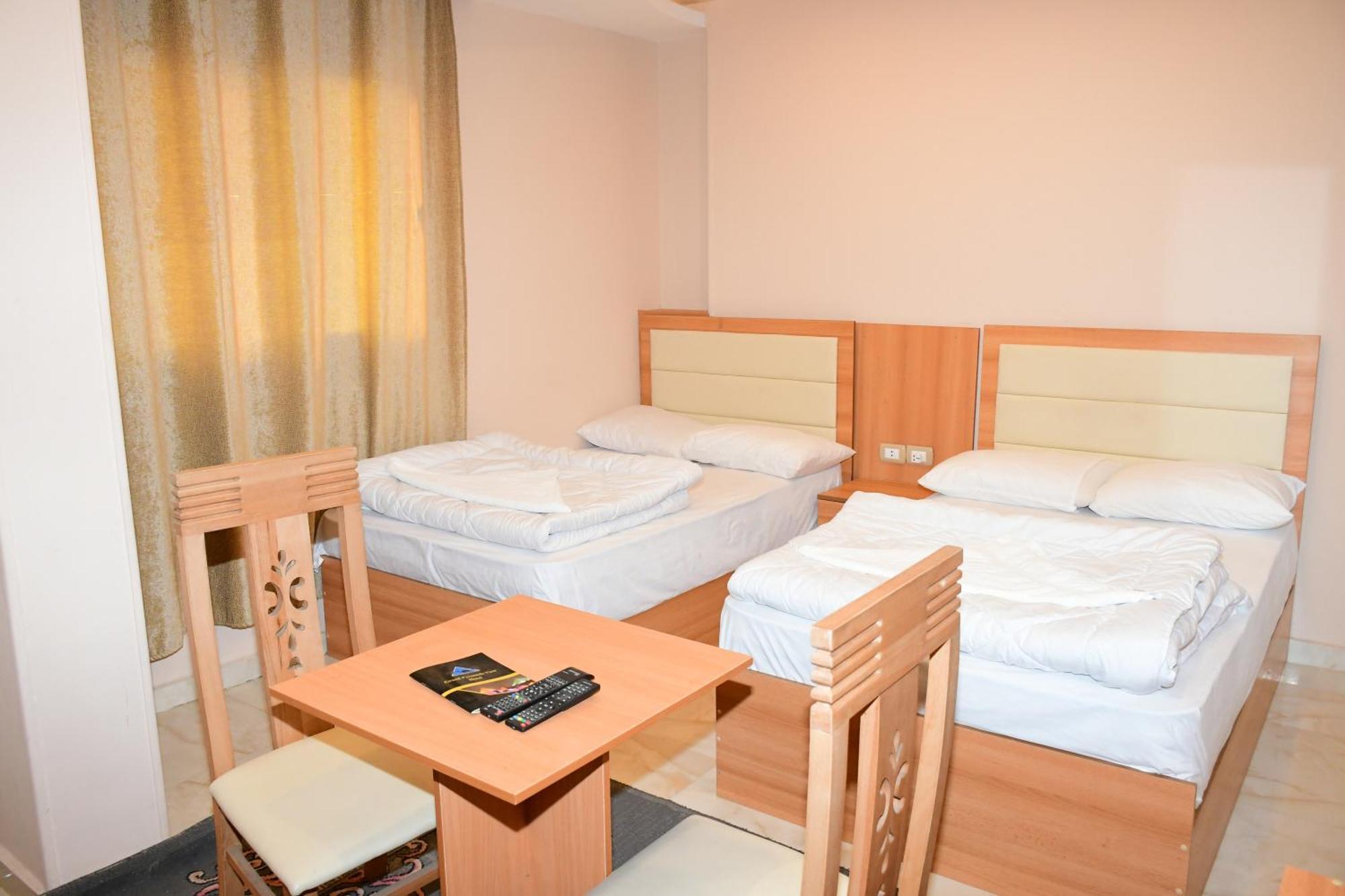 Grand Golden Pyramids View Hotel Kafrat al Jabal Exterior photo